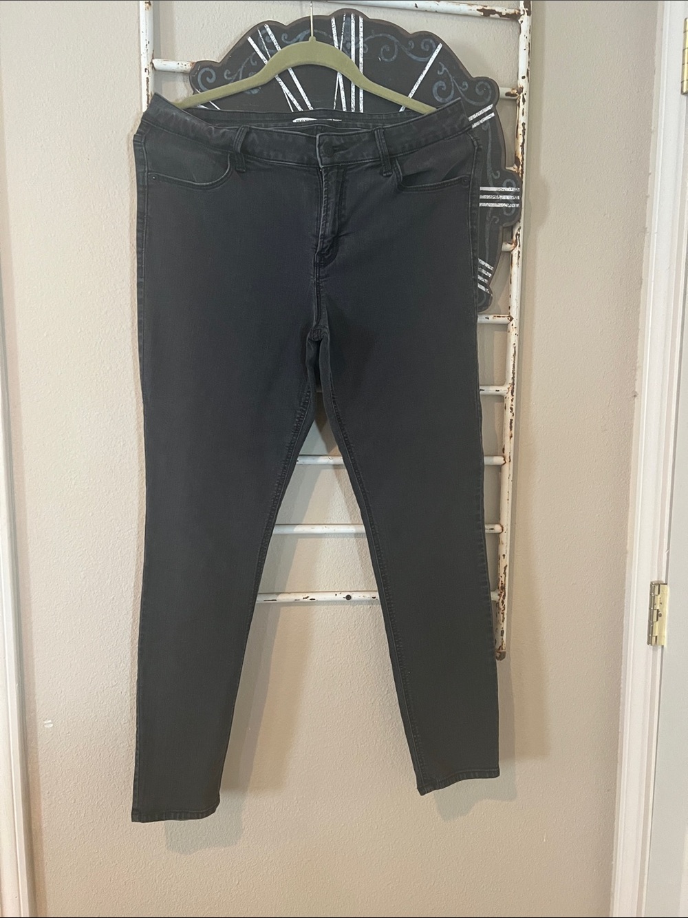 Old Navy Charcoal Black Skinny Jeans